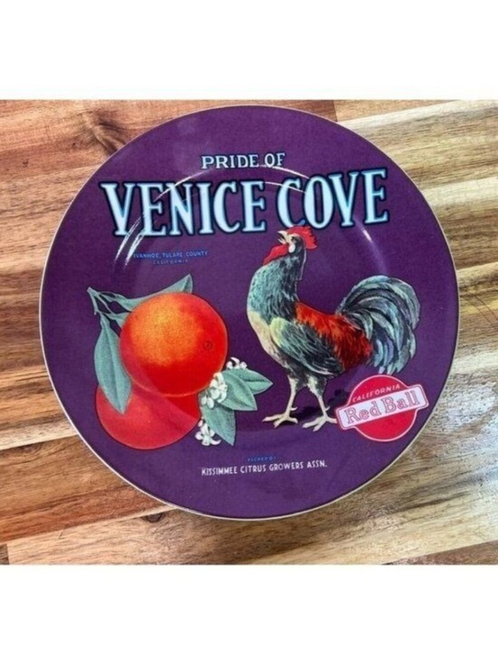 Beautiful vintage-inspired decorative plate featuring classic California citrus